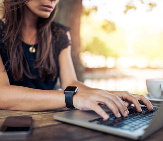 King Daughter Says Her Mother’s Papers Should Be Published