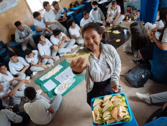 derecho a alimentación saludable Ecuador 2 Niños y adolescentes en Ecuador proponen mejoras para una alimentación más saludable