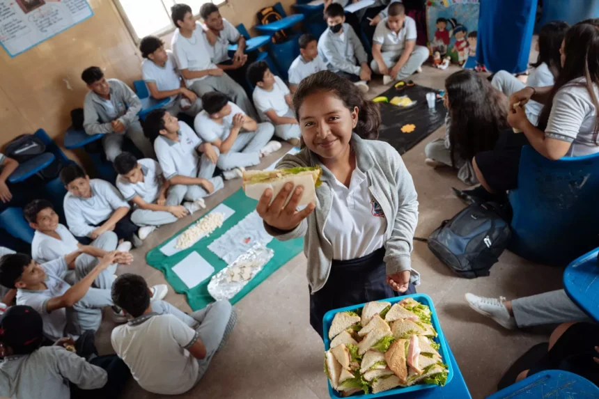 derecho a alimentación saludable Ecuador 2 Niños y adolescentes en Ecuador proponen mejoras para una alimentación más saludable